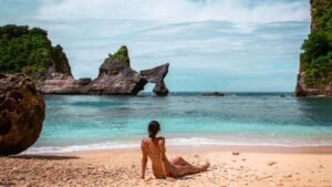 atuh-beach1-1600x900